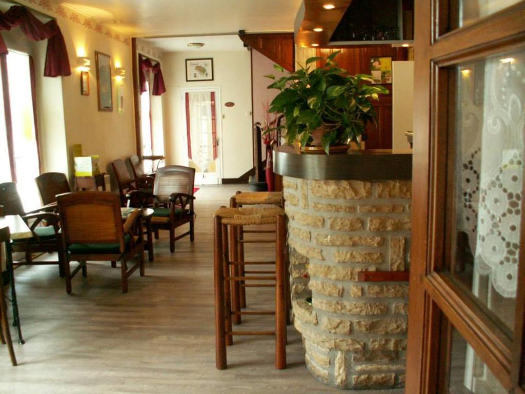 Готель Le Relais Du Pont De Rhodes Frayssinet Екстер'єр фото